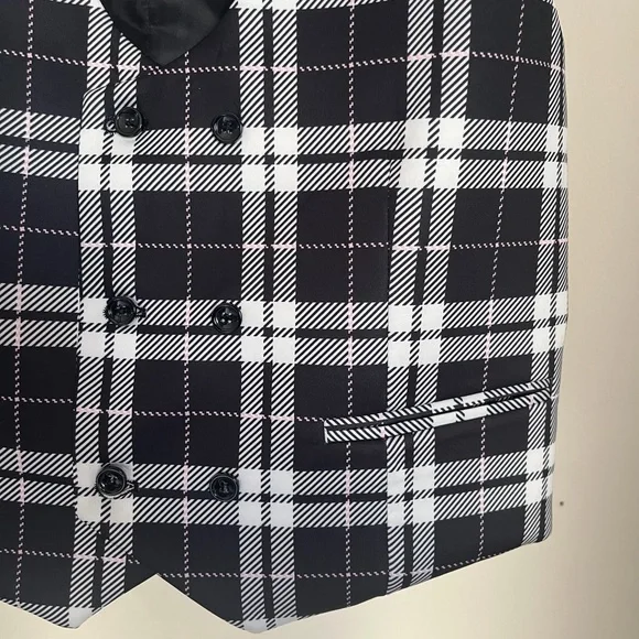 Men Cielo Black and White Plaid Men's Vest - Picture 6 of 7